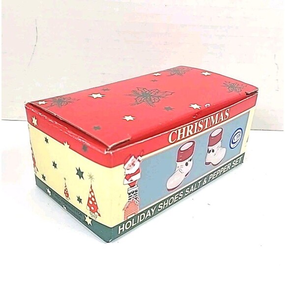 Vintage Christmas Santa boots salt and pepper shakers Cracker Barrel - Picture 3 of 5